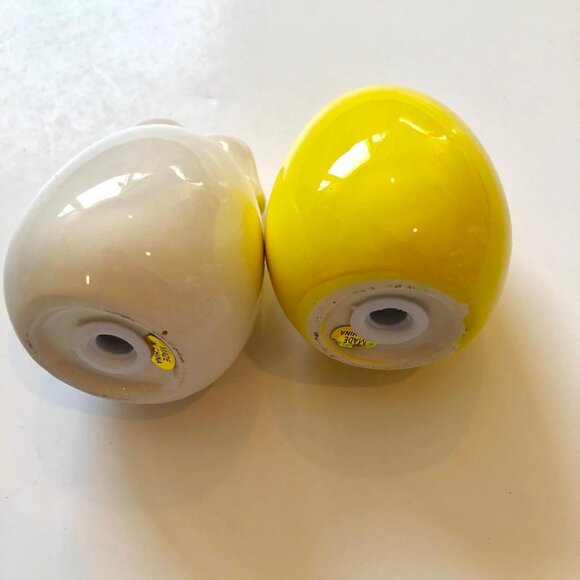 Easter decor, Bunny & Chick, Ceramic, Salt & Pepper Shakers - Picture 3 of 7